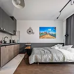 Microhome Promenady Two-level By Bookinghost Apartamento