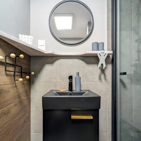Apartamento Microhome Promenady Two-level By Bookinghost